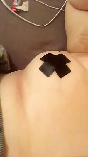 Nsfw opening up your snack try a bite 😏