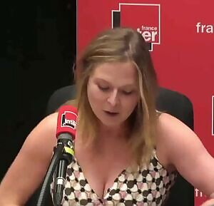 French Actress Constance Pittard goes topless in a radio show