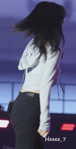 IVE - Yujin