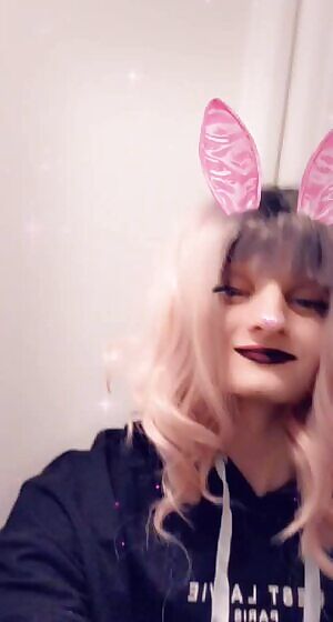 Happy Easter! 🐰 Fr the bunny that sneaks in after dark 😈