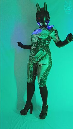Monster Fuckers Alien Mask Robot
