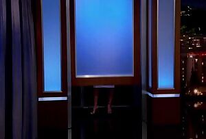 Kate Upton prego tits are even bigger