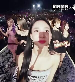 Twice - Nayeon & Chaeyoung