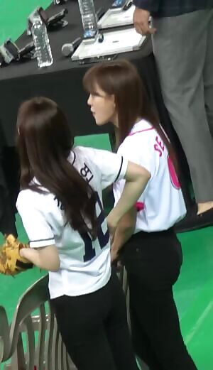 DIA - Chaeyeon, Gugudan - Sejeong, ITZY - Yeji & Loona - Chuu