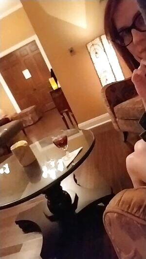 Flashing my pussy in spa waiting room