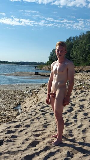 Real Outdoor Enjoyers Amateur Exhibitionism Exhibitionist