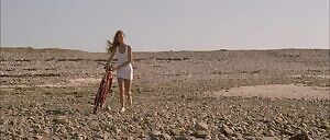 Vanessa Paradis in 'Élisa'