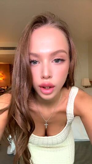 Asian Blonde Masturbating OnlyFans Pussy