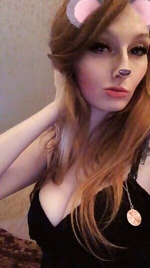 🦊 Have you ever wondered what a girl truly thinks of your cock, or do you wonder how yours compares to other guys? Let this sexy redhead rate your cock and tell you everything I would do to it with a sexy cock 😉🌿