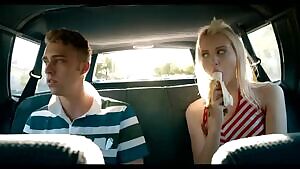 Jizzwold Family Vacation part 1 - Hannah Hays and Chloe Cherry