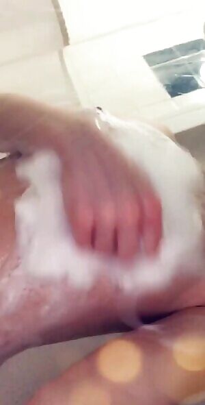 19Getting Pussy Soapy Clean For Whoever Want A Bedtime Snack