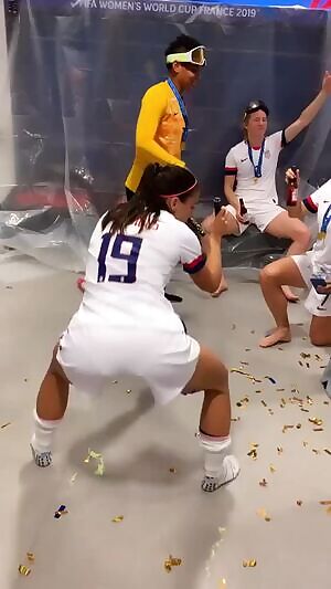 Alex Morgan needs to be fucked in the ass