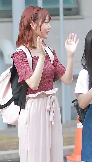 miyawaki sakura - nice body