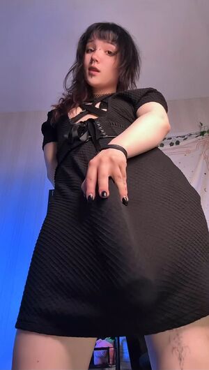 Girls Wearing Strapons Domme Femdom Strap On