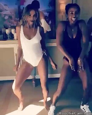 Kelly &amp; Ciara