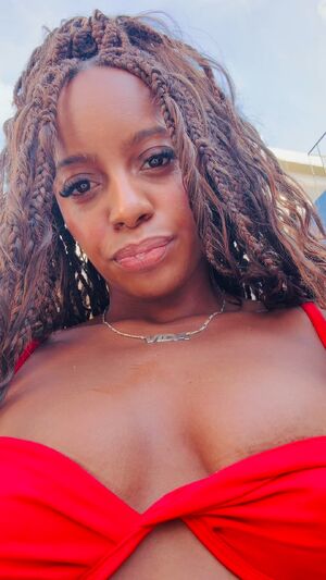 Femdom Spit Play Curvy Ebony Latina