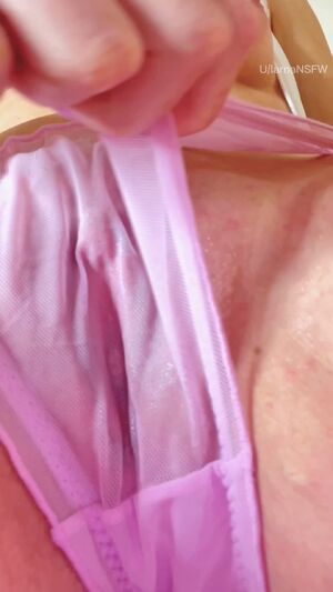 wet pussy is the tastiest :)