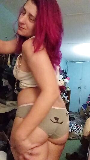 grey cotton teddy bear face panties 72hrs wear for $40🍑fetish friendly, add on's welcome, and extended 14 day wear available on EVERY pair🍒kik @tempest2007 or pm for info