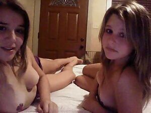 Damn . These lesbian friends are so hot 😍😍