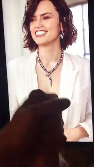 Covering Daisy Ridley