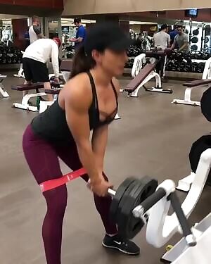 Vanessa Serros