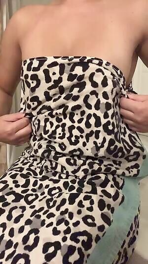 I like to be a bad girl, it gives me a rush 😉