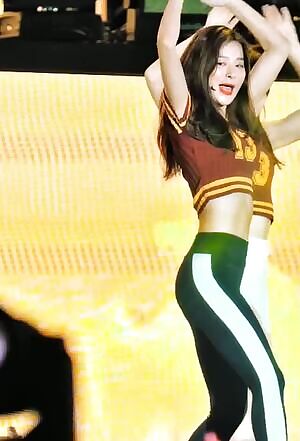 Red Velvet Seulgi Ass