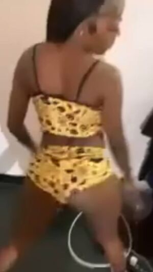 Ebony Freaks Dancing Pussy Twerking