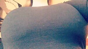 19 are big boobs even a turn on, I mean u can titty fuck me, but what other fun is there? sc: analisesv