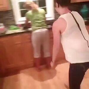 Mum pantsed while washing up