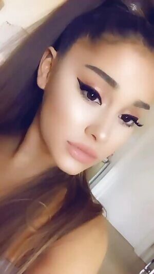 Stroking my cock for Ari, gonna give her my cum 💦
