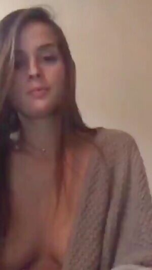 Casual tits out