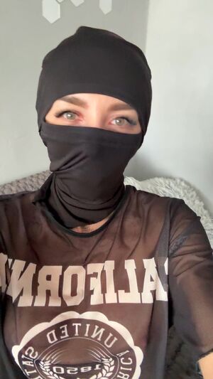 Sweet Hijabis Amateur Facesitting Hijab Homemade