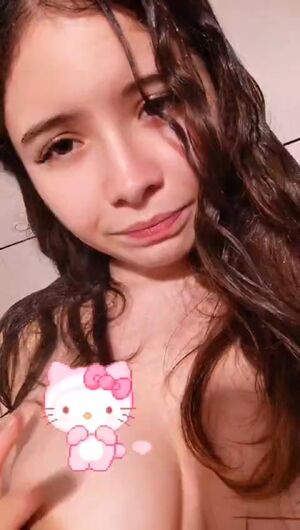 I'm your smoll princess :3 (18f)