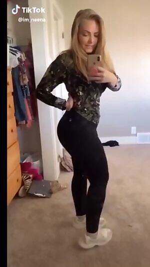 Thick thigh thotty