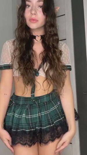 Raw Curves Babe Lingerie Natural Tits
