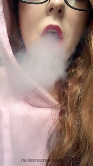 Bong hits and titty drops! More on ~Onlyfans.com/simqlyaginger