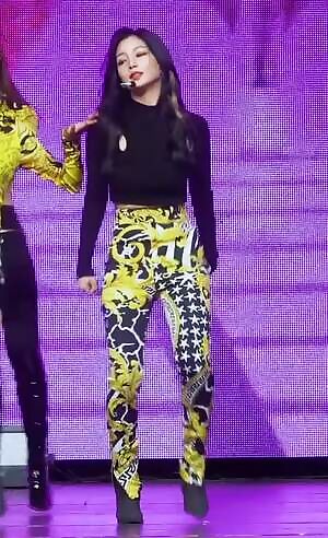 Rocket Punch - Yeonhee