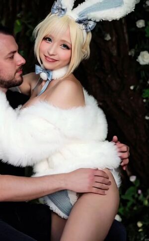 UwU Heaven Ass Babe Bunny Cosplay