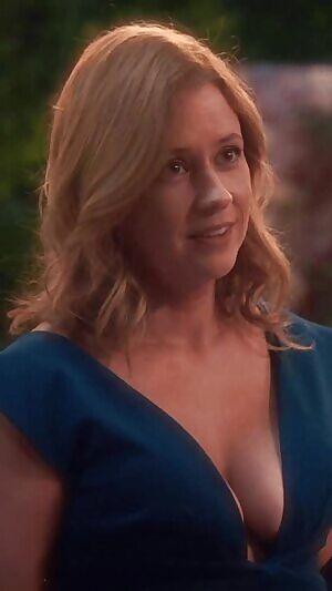 Jenna Fischer is the MILF of my dreams. Look at those mommy boobies, begging to be squeezed, sucked, fucked, and glazed with cum