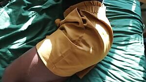 Now you know what's underneath 🍑