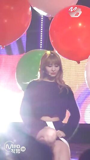 Twice - Momo