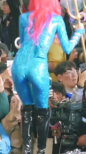 Twice - Sana 🍑