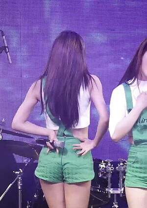 Oh My Girl - Yooa