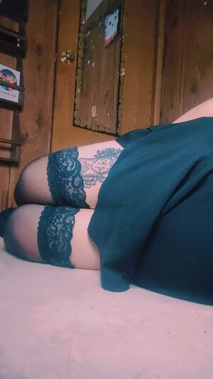 Amateur Thick Thigh Highs Thighs