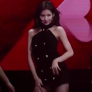 TWICE - Sana