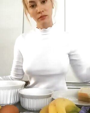 Bryana Holly