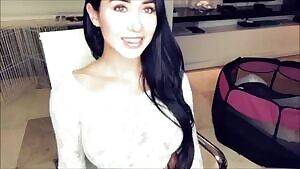 Anyone want to RP as Joselyn Cano?