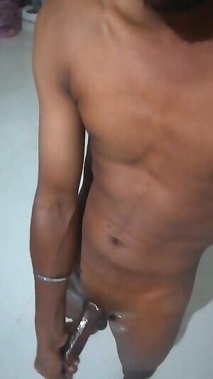 M Got this mallu dick oiled up for you ladies ;) Let me know if you like what you see