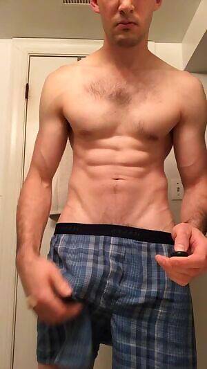 Playing with a remote shutter, and my cock 🙈🍆